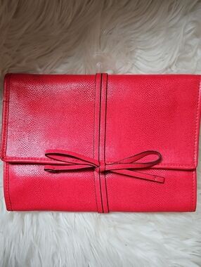 STELLA AND DOT Pebbled Vegan Leather Jewelry Clutch/Kit Roll, Coral EUC